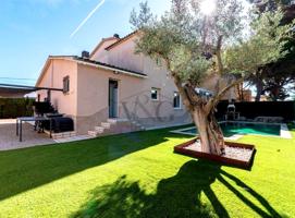 Casa unifamiliar con piscina y jardin privado en Calella de Palafrugell. photo 0
