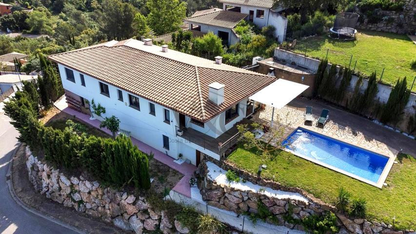 Casa en Begur con jardin y piscina privada e increibles puestas de sol. photo 0