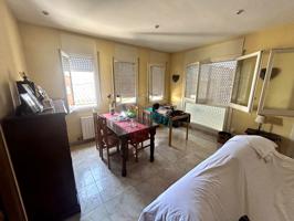 Casa muy céntrica con gran terraza, se puede poner ascensor photo 0