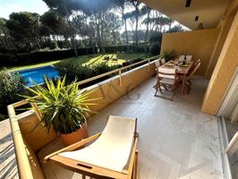 Bonito y renovado apartamento  con jardín y piscina en la playa de Pals photo 0