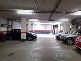 Parking en venta en Centre-Can Mariner photo 0