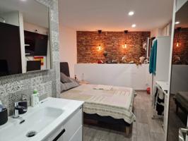 LOFT EN VENTA DE 55m2 UTILES (JUNTO METRO DE FONDO L-1) photo 0