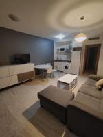 APARTAMENTO IDEAL PARA ENTRAR A VIVIR JUNTO A PLAZA DE LA MAGDALENA photo 0