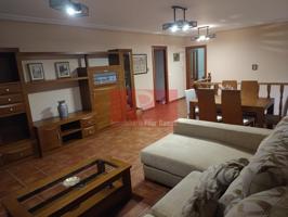Chalet de 310m de vivienda con parcela de 2.780m, en planta baja mas dos alturas. 4 habitaciones y 3 baños, con garaje para dos coches. Exc photo 0