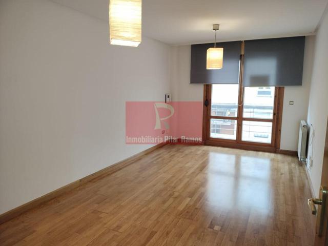 Apartamento de dos dormitorios, ascensor, garaje y terraza de 80m. MUY BONITO . VACIO. COMUNIDAD INCLUIDA. photo 0