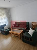 Piso de 3 dormitorios y un baño, amueblado todo menos la habitacion ppal. Comunidad incluida photo 0