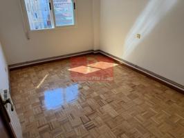 Piso En venta en Santa María del Páramo photo 0