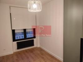 Precioso atico de 125m totalmente reformado, terraza de 25m, 3diormitorios, dos baños, cocina equipada, 5armarios empotrados, ascensor,Zon photo 0