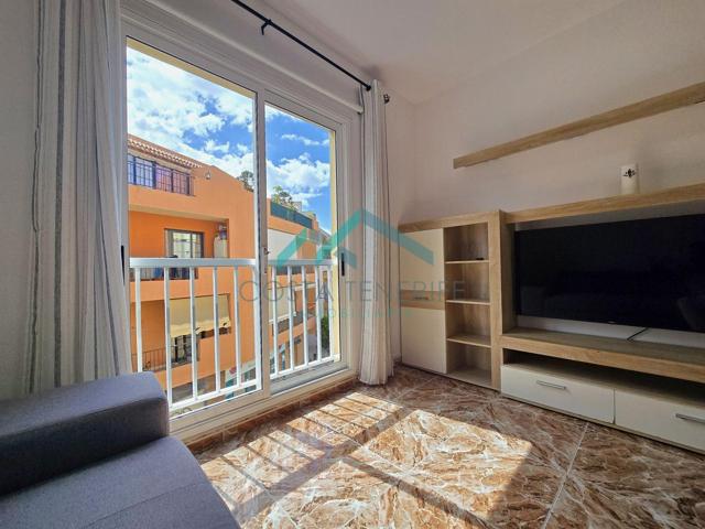 Piso en venta en PUERTO DE SANTIAGO de 75 m2 photo 0