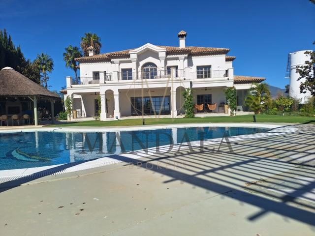 Villa En venta en Rodeo Alto - Guadaiza - La Campana, Marbella photo 0