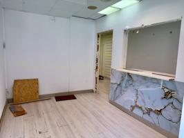 Local En venta en Navalcarnero photo 0