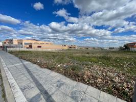 Terreno Urbanizable En venta en Navalcarnero photo 0