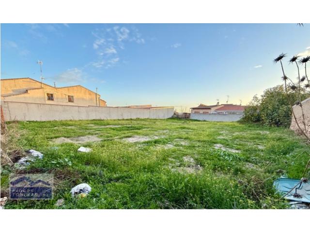 Terreno Urbanizable En venta en Navalcarnero photo 0