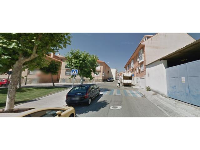 Terreno Urbanizable En venta en Sevilla La Nueva photo 0