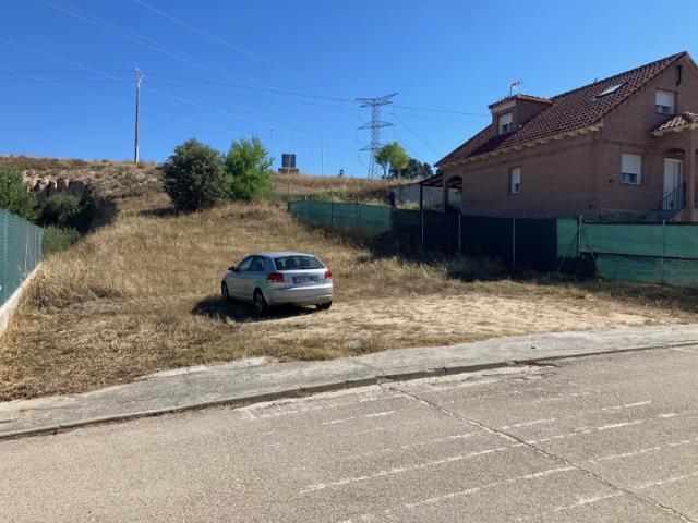 Terreno Urbanizable En venta en Méntrida photo 0