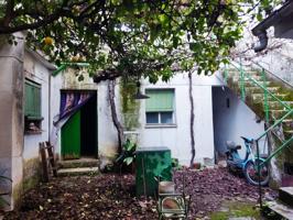 ¡Descubre el encanto de esta casa antigua de pueblo en el corazón de Maracena! photo 0