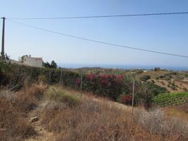 TERRENO CON RUINA CERCANA LA PLAYA photo 0