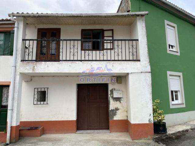 Casa En venta en Ortigueira photo 0