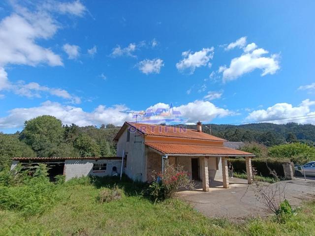 Casa En venta en Ortigueira photo 0