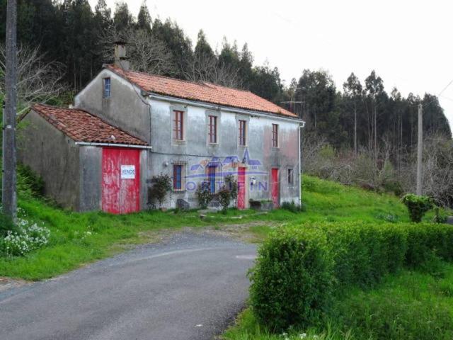 Casa En venta en Ortigueira photo 0