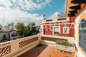 Casa unifamiliar en venta junto al jardín de Viveros, Valencia photo 0