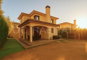 Chalet en venta en Torre en Conill photo 0