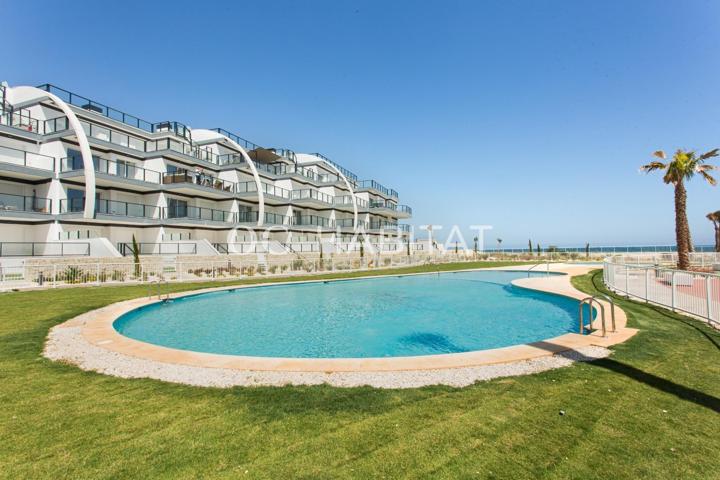 Apartamento a estrenar con salida a la playa en Denia photo 0