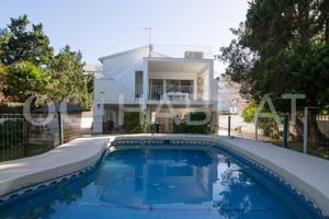 Casa en primera línea de playa en Denia photo 0