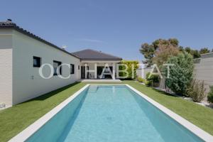 Chalet modernista en Calicanto photo 0