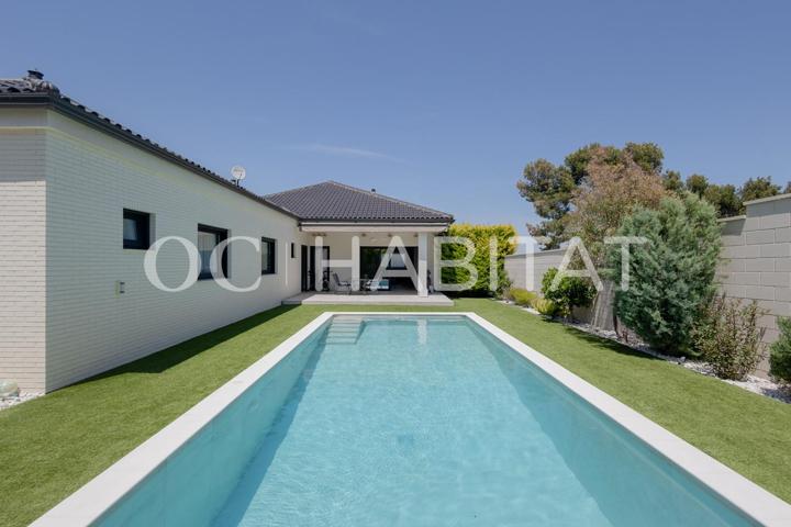 Chalet modernista en Calicanto photo 0