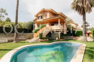 Chalet Independiente en Chiva photo 0