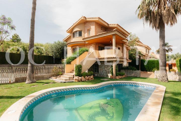 Chalet Independiente en Chiva photo 0