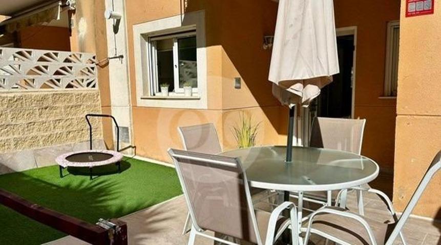 Adosado en El Bosque, Chiva photo 0