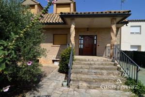Chalet independiente en Garrapinillos photo 0