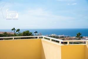 Apartamento reformado de 2 habitaciónes en venta Ramada Residences Torviscas Alto Costa Adeje photo 0