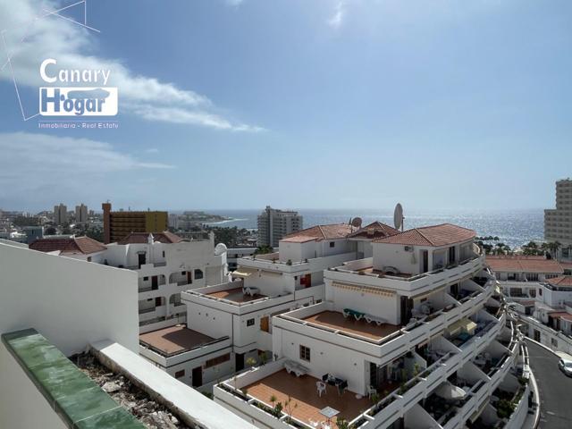 Atico duplex reformado al copmpleto con vistas al mar en venta en Garden City, San Eugenio Bajo photo 0