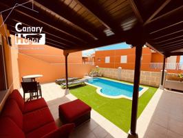 VILLA EN VENTA EN MESETAS DEL MAR, LOS CRISTIANOS photo 0