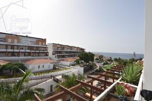 Se Vende Atico Duplex de esquina Reformado en Complejo El Barranco Amarilla Golf con vistas al mar photo 0