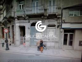 Local comercial en venta en Vigo - Camelias-Pi y Margall photo 0