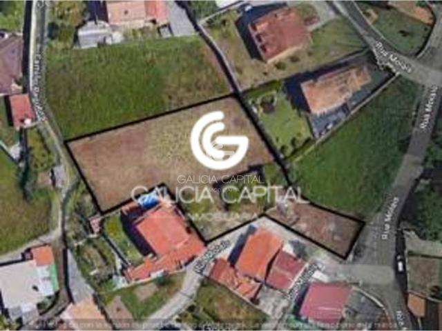 Terreno en venta en Lavadores, Vigo photo 0