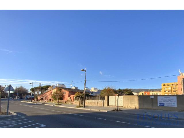 Terreno en para construir pisos con parking y locales photo 0