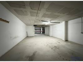 Santa Cristina d'Aro, Aparcamiento – Almacén en el centro photo 0