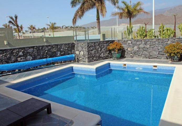 Penthouse de lujo con piscina privada photo 0