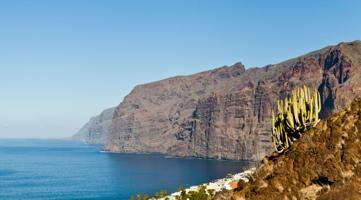 Apartamento de 3 dormitorios y 2 baños en el centro de Los Gigantes photo 0