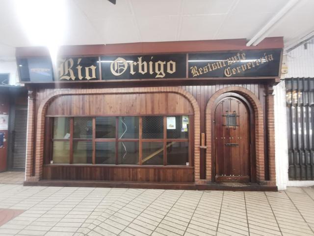 BAR-RESTAURANTE EN EL PASAJE SAN AGUSTIN photo 0