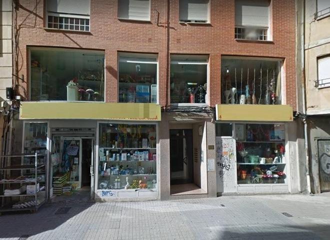 LOCAL COMERCIAL en el CENTRO de PONFERRADA photo 0