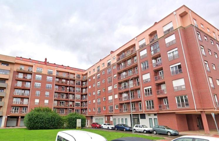 Piso a estrenar con terraza y vistas al parque en La Palomera photo 0