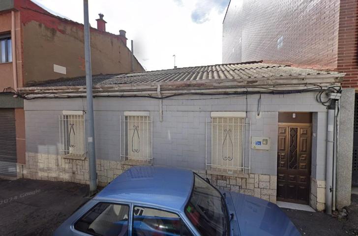 SE VENDE CASA DE PLANTA BAJA PARA REFORMAR – ZONA MARIANO ANDRÉS (LEÓN) photo 0