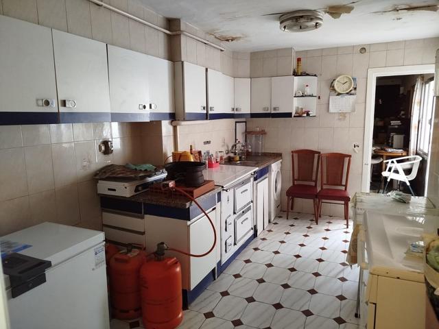 SE VENDE CASA DE PLANTA BAJA PARA REFORMAR – ZONA MARIANO ANDRÉS (LEÓN) photo 0