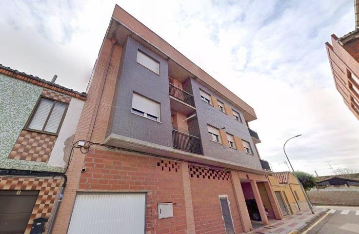 ¡GRAN OPORTUNIDAD DE INVERSIÓN EN LEÓN! – EDIFICIO EN LAS VENTAS photo 0